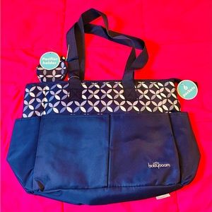 BABYBOOM 4-PIECE TOTE /DIAPER BAG with lots of pockets